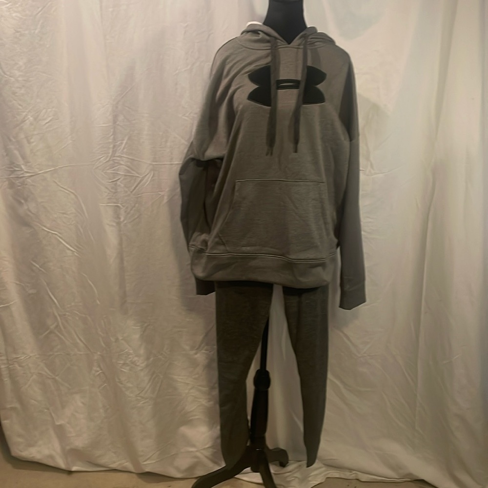 Brand new women sweatsuit
